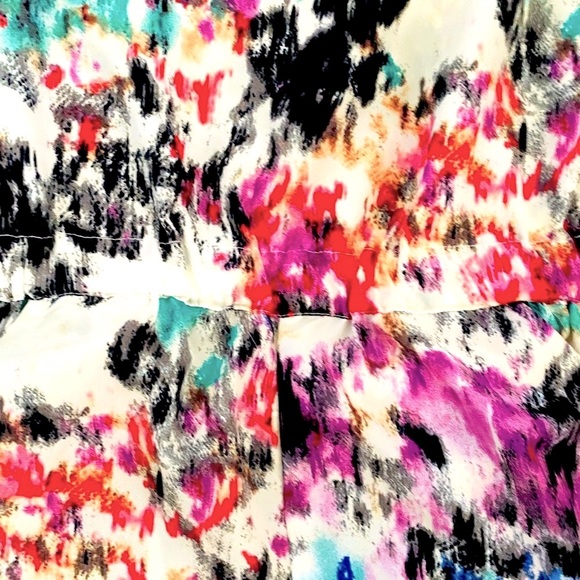 ❤️ Parker Multicolored Tie Back Romper Size M NWOT - Picture 4 of 7